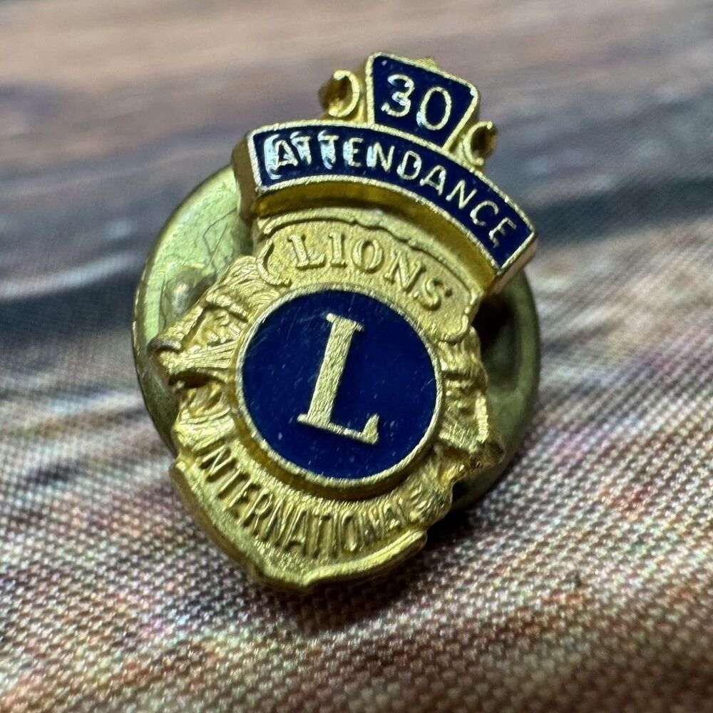 Vintage Lions Club International 30 Year Attendance Award Pin Gold Blue